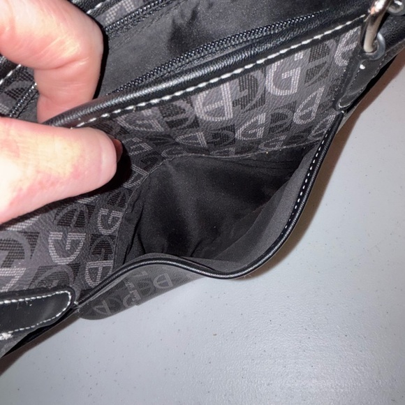 Giani Bernini Black and Gray Logo Tote - Picture 4 of 12